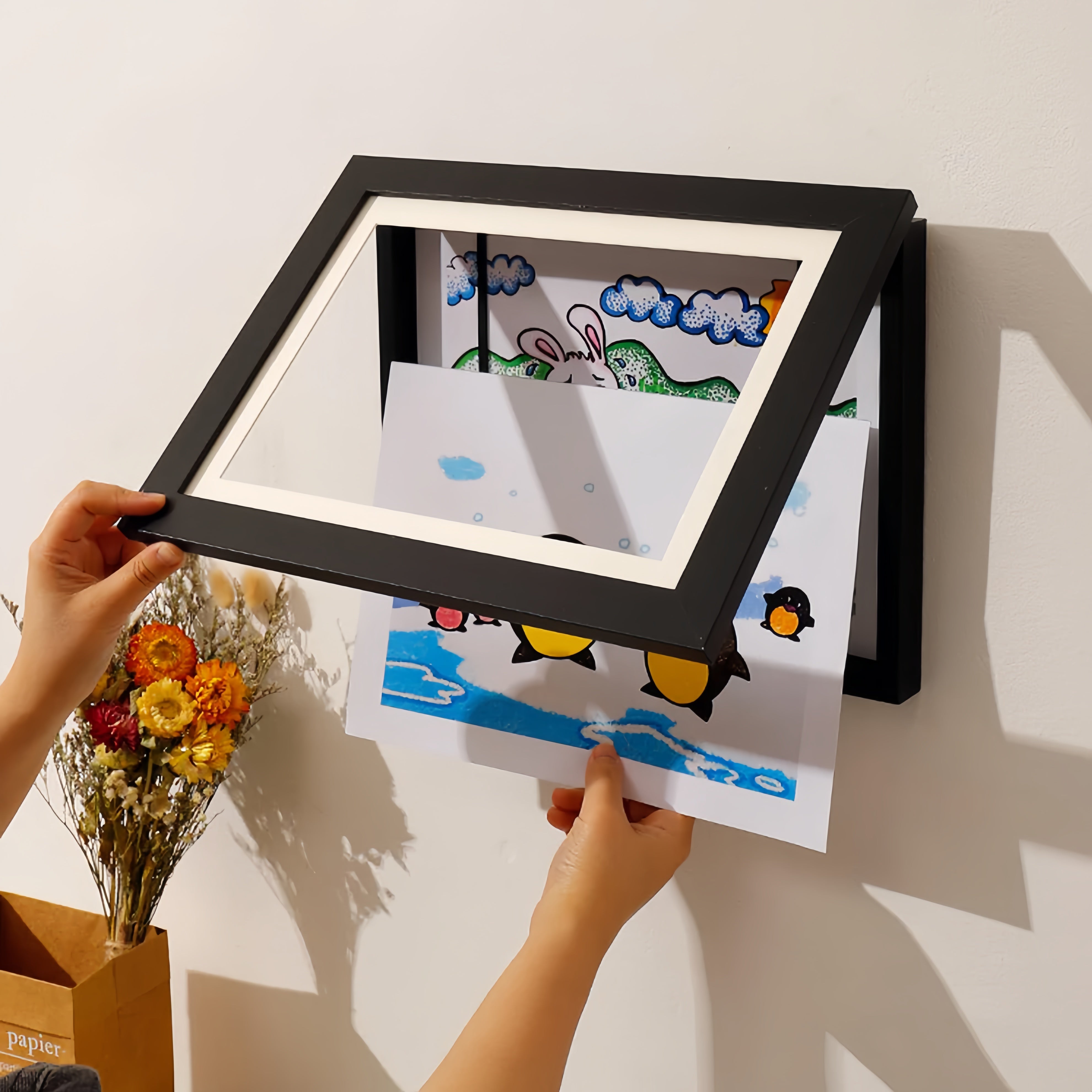 KiddoGallery™ Kids Drawing/Art frame