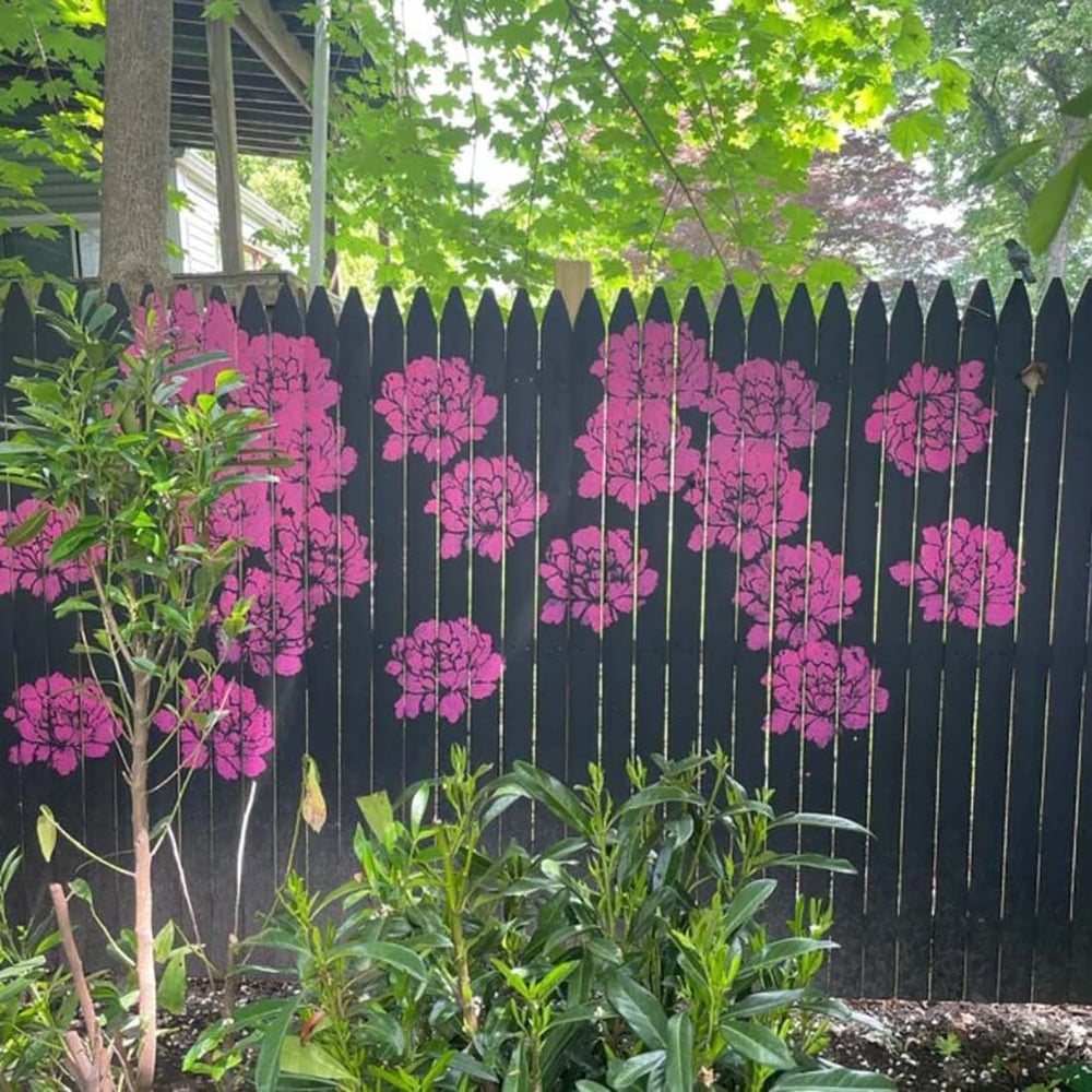 WallBloom™ Reusable Flower Stencil