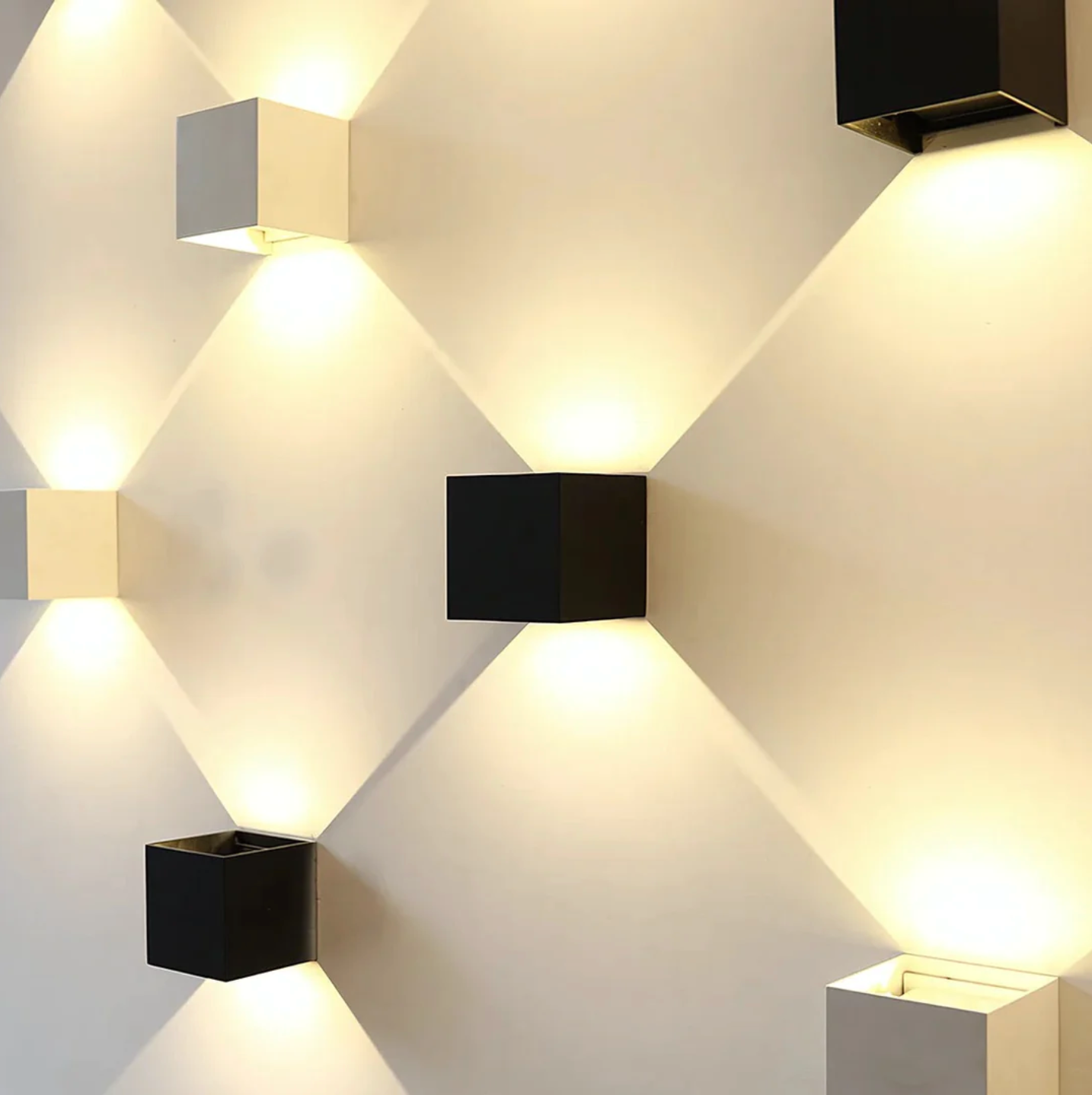 GlowVista™ Wireless Luxury Wall Lamp